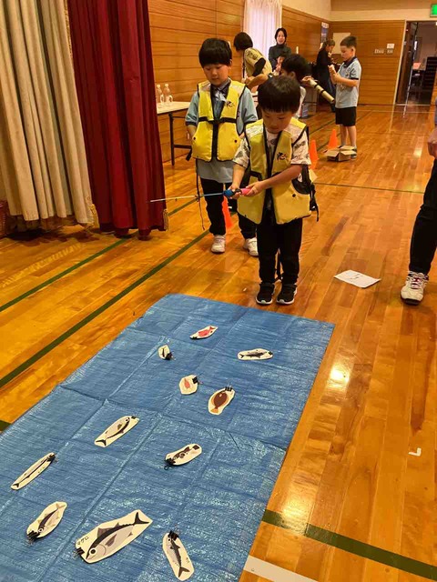 [高岡9団]10月第2回ビーバー隊集会「さかなをつろう雨バージョン」